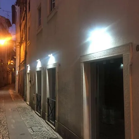 Residencia Гостевой дом Коимбра